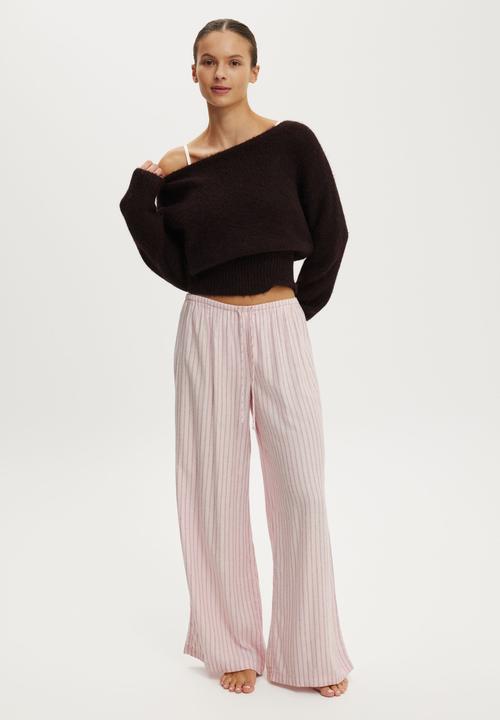 Cotton On - Fluffy off the shoulder knit - chocolate plum