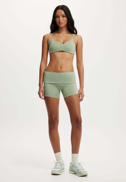 Cotton On - Ultra Soft Scoop V Crop - Matcha