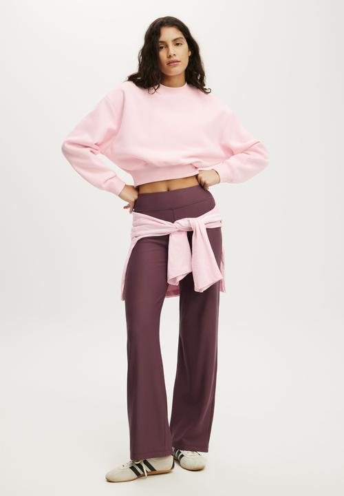 Plush Cropped Crew - Cherry Dream