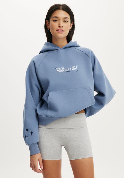 Cotton On - Plush Premium Graphic Raglan Hoodie - Infinity Blue/Celestial