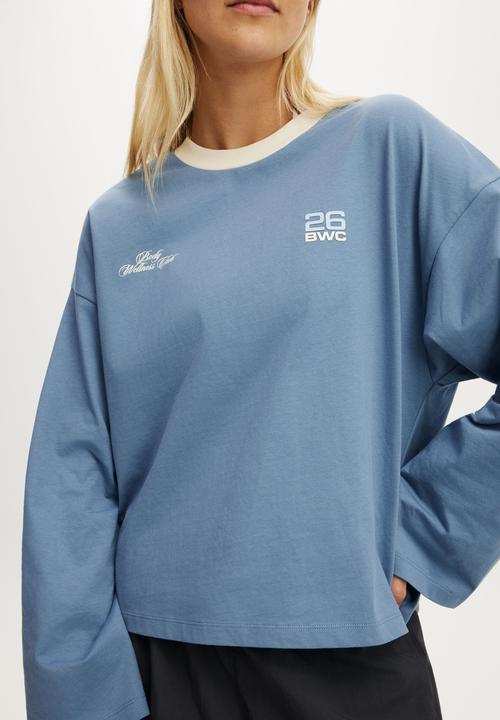 Cotton On - Long Sleeve Boxy Graphic Crew - Infinty Blue/Bwc