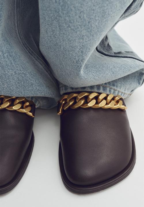 Stella McCartney H&M: Chain-detail loafers - dark brown - 1324958001
