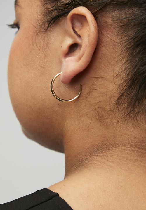 Zoe on Trend - Elegant hoop earrings - gold