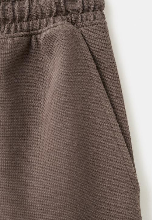 MANGO - Bermudas CHOCOSET - Dark Brown