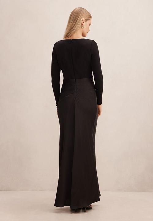 Forever New - Briella Boat Neck Drape Maxi Dress in Black