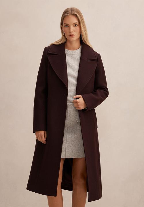 Forever New - Danielle Single Breasted Coat in Berry