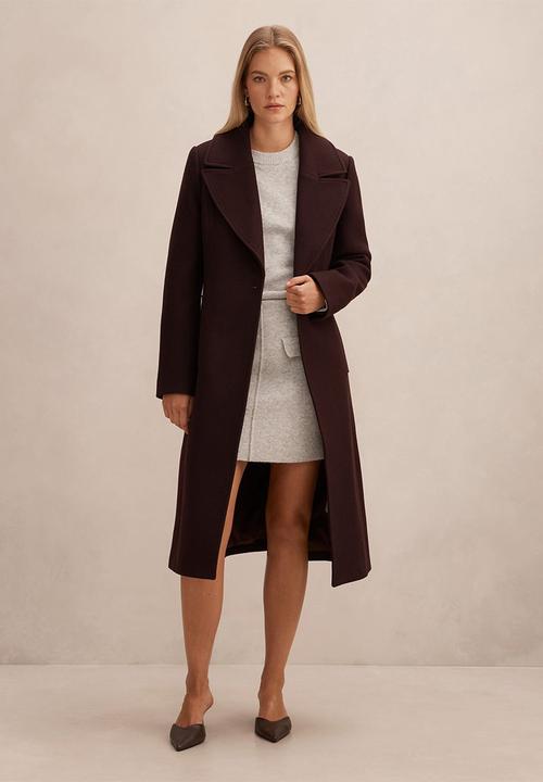 Forever New - Danielle Single Breasted Coat in Berry