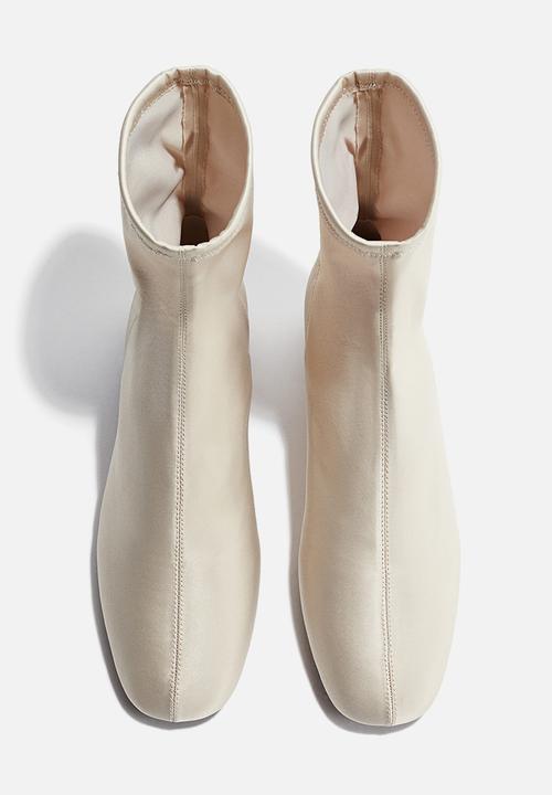 H&M - Ankle-high sock boots - cream