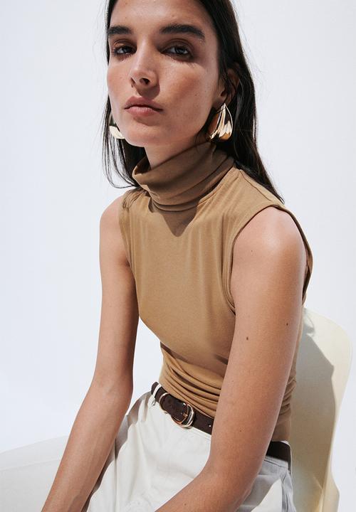 H&M - Fine-knit sleeveless polo-neck top - beige