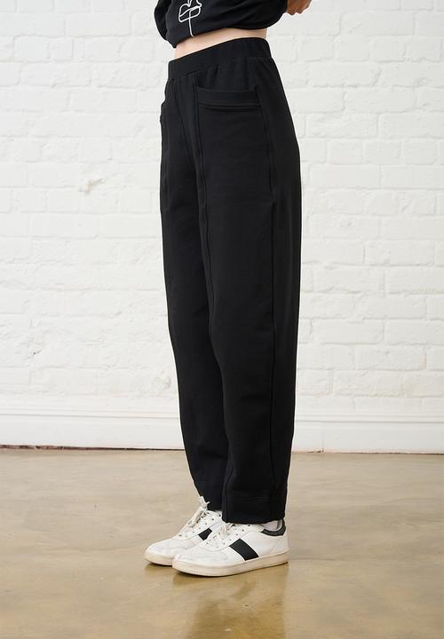 Me&B - Barrel Leg Sweat Pants - Black