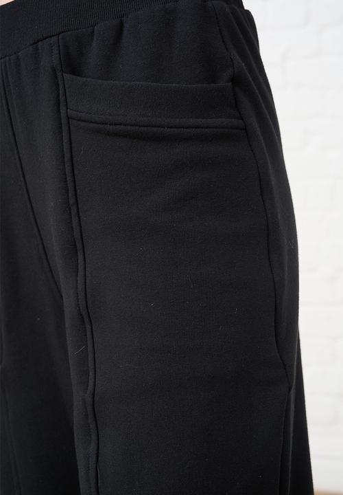 Me&B - Barrel Leg Sweat Pants - Black