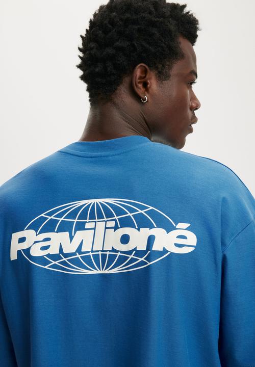 Cotton On - Cropped Fit Graphic T-Shirt - Dusk Blue / Pavilion Globe