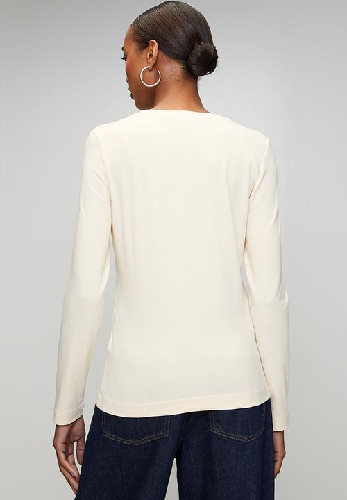 GUESS - Ls Cn Leo Triangle Tee - Pearl White