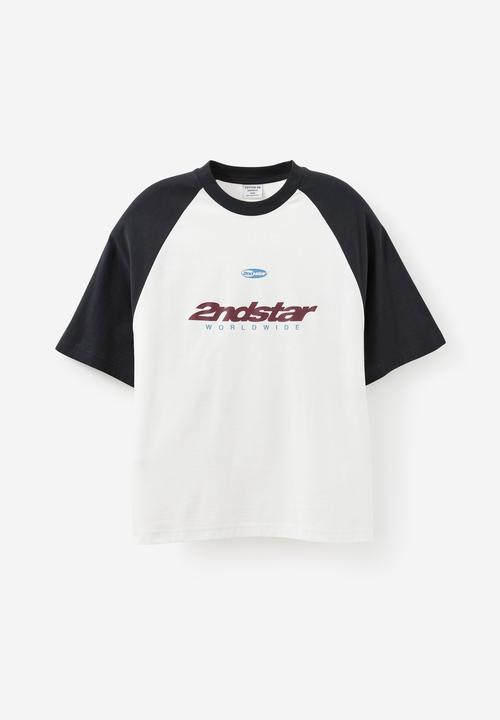 Cotton On - Cropped Fit Graphic T-Shirt - Creampuff / Washed Black - Worldwide