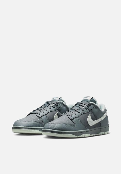Nike - Nike Dunk Low Retro
