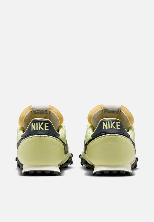Nike - Nike Waffle Racer SE