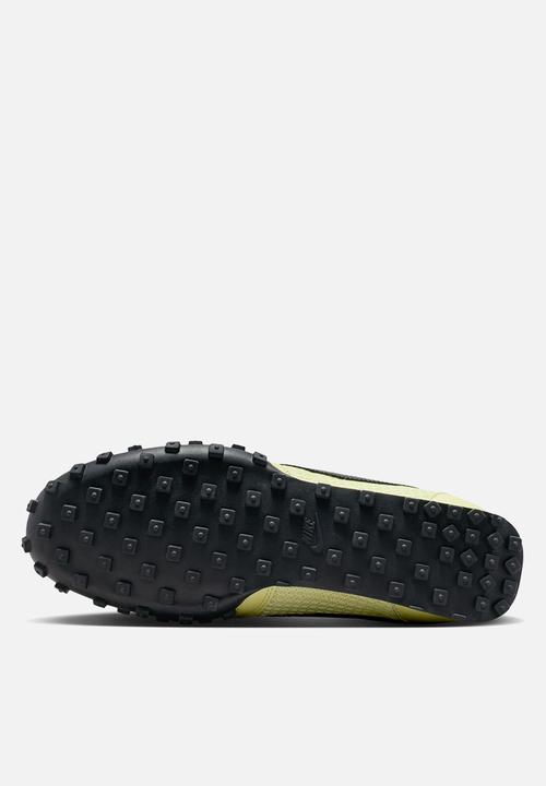 Nike - Nike Waffle Racer SE