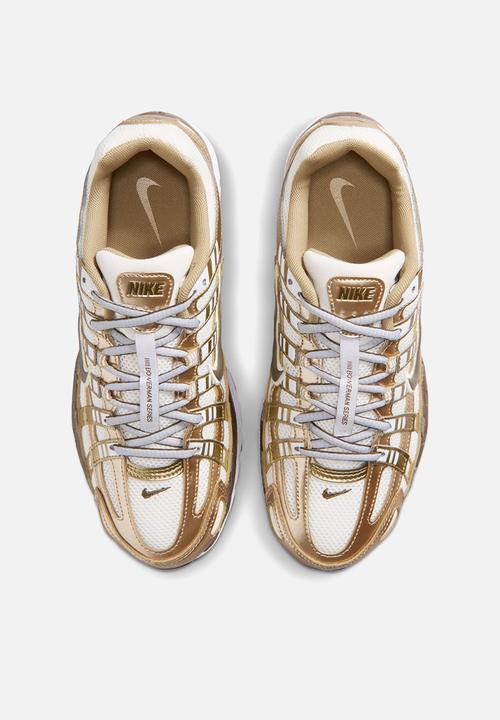 Nike - Nike P-6000
