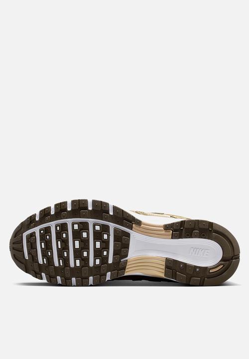 Nike - Nike P-6000