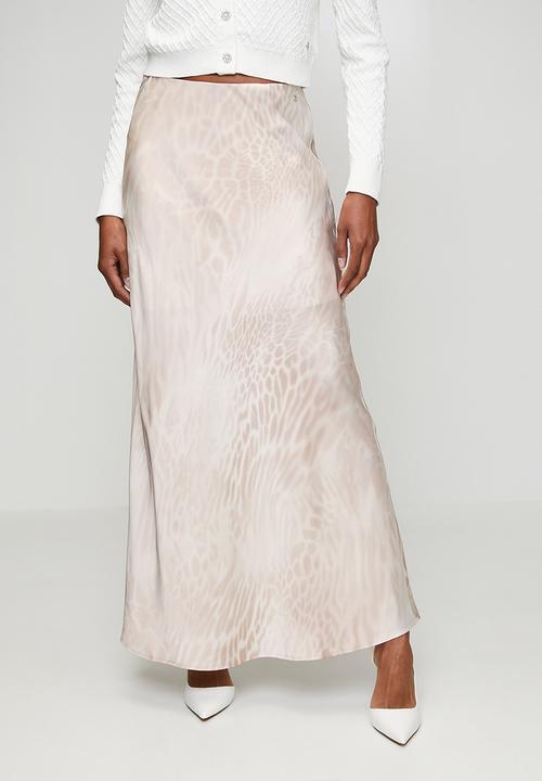 GUESS - Sibilla Long Satin Skirt - Leopard Sands