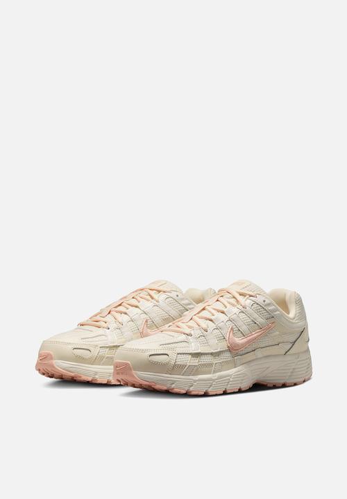 Nike - Nike P-6000