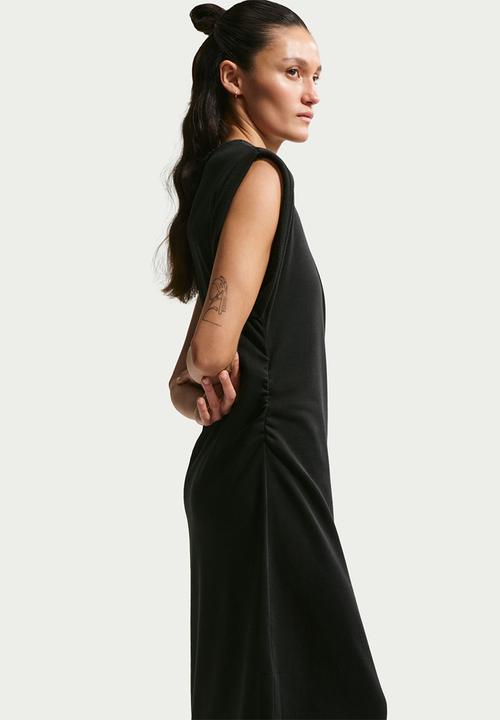 Nike - W Nsw Nk Chll Ft Dress - Black/Sail