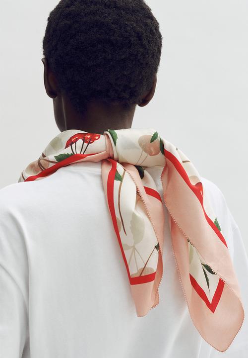H&M - Stella McCartney H&M: Cherry-print silk-blend scarf - cream