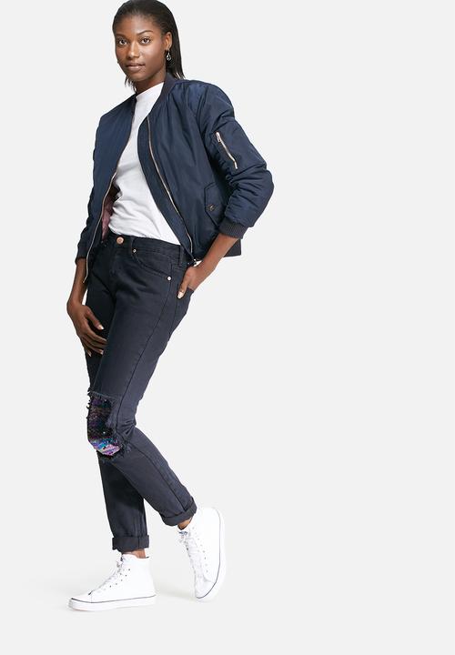 Glamorous - Utility bomber