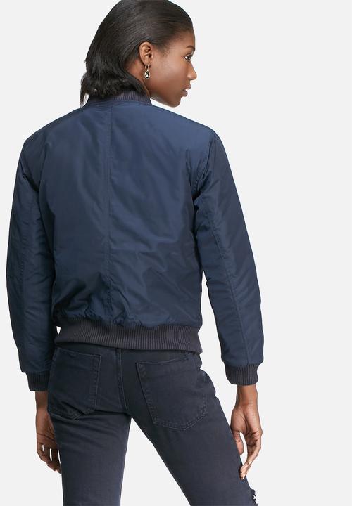 Glamorous - Utility bomber