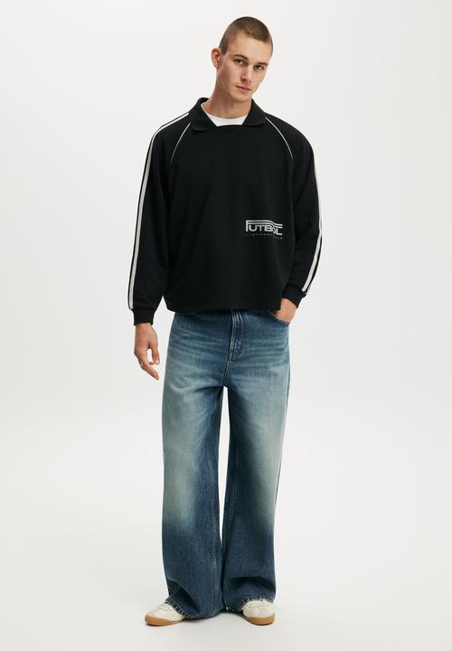 Cotton On - Raglan Polo Fleece- Black / Futbol