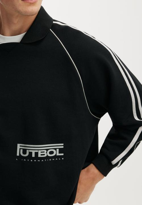 Cotton On - Raglan Polo Fleece- Black / Futbol