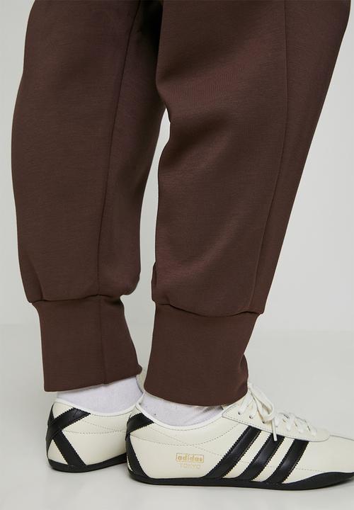 Me&B - Plus Tapered Leg Jogger - Choc