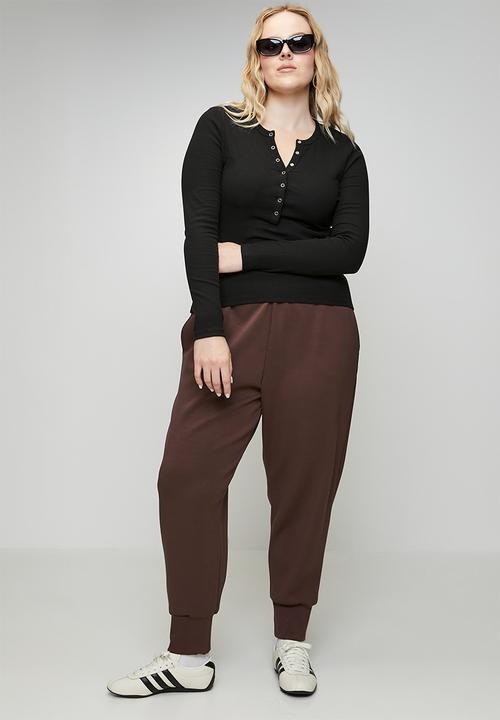 Me&B - Plus Tapered Leg Jogger - Choc