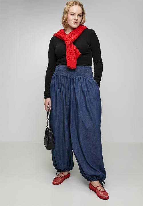 Me&B - Plus Balloon Drawstring Denim Pants - Blue