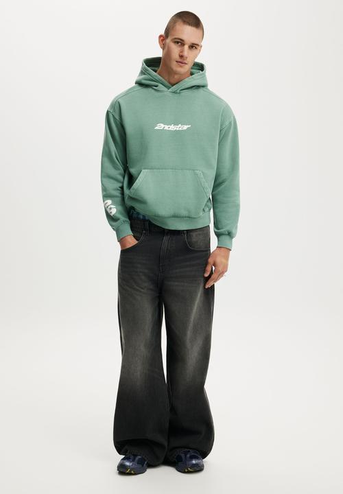 Cotton On - Box Fit Graphic Hoodie - Dark Forest / 2Nd Star
