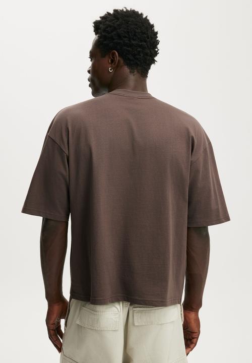 Cotton On - Cropped Fit T-Shirt - Washed Chocolate