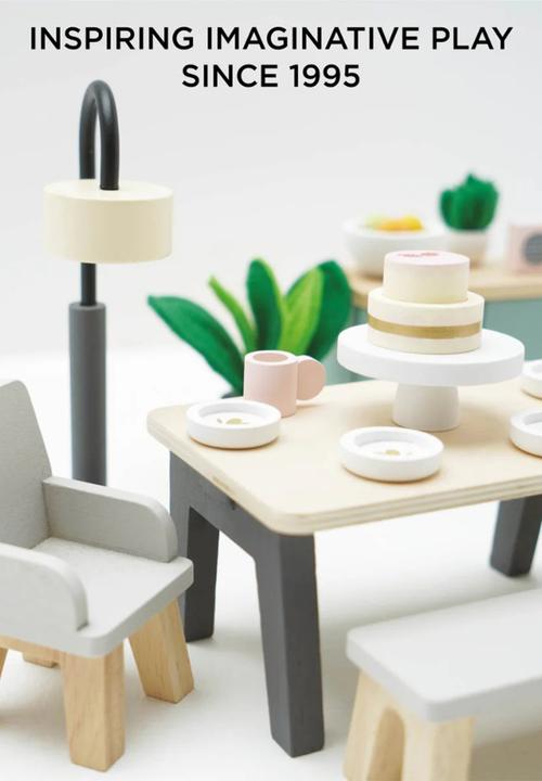 Le Toy Van - Dolls House Furniture: Dining Room Set - 18pcs