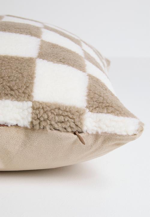 Pop Candy - Checkerboard cushion - beaver brown