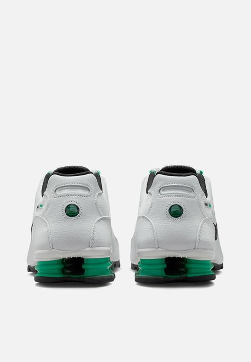 Nike - Nike Zoom Vomero 5