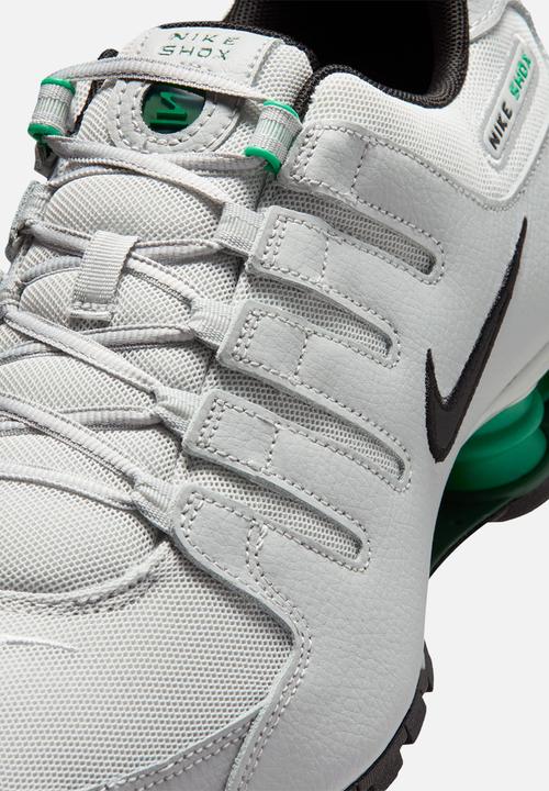 Nike - Nike Zoom Vomero 5