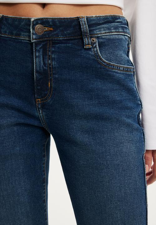 Cotton On - Mid Rise Bootcut Jean - Solace Blue