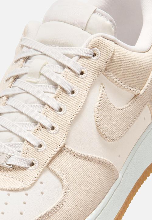 Nike - Nike Air Force 1 '07 LV8 Denim