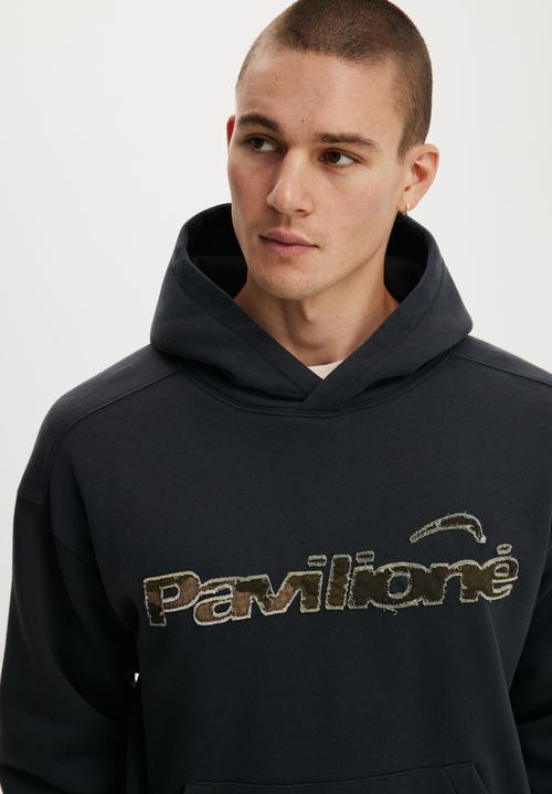 umi☆ Box Fit Graphic Hoodie- Washed Black / Pavilione