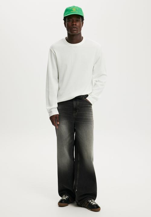 Cotton On - Cropped Fit Textured Long Sleeve - Vintage White Waffle