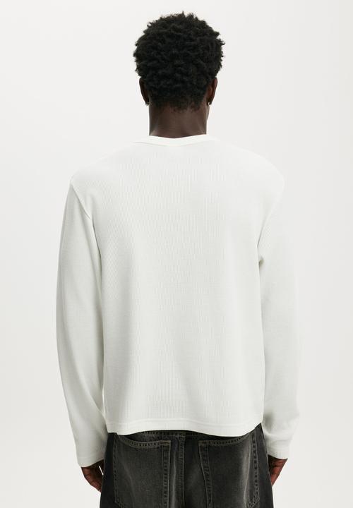 Cotton On - Cropped Fit Textured Long Sleeve - Vintage White Waffle