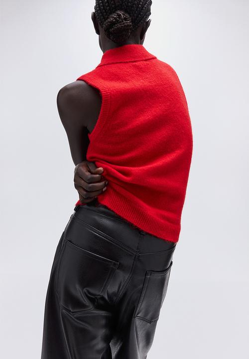 H&M - Collared sweater vest - red