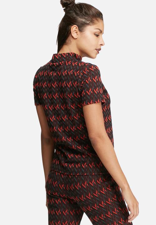 Glamorous - Chevron printed top