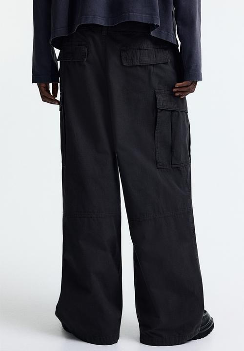 H&M - Loose fit cargo trousers - dark grey