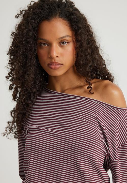 Factorie - Long Sleeve Off Shoulder Top - Merlot/Grey Marle Stripe