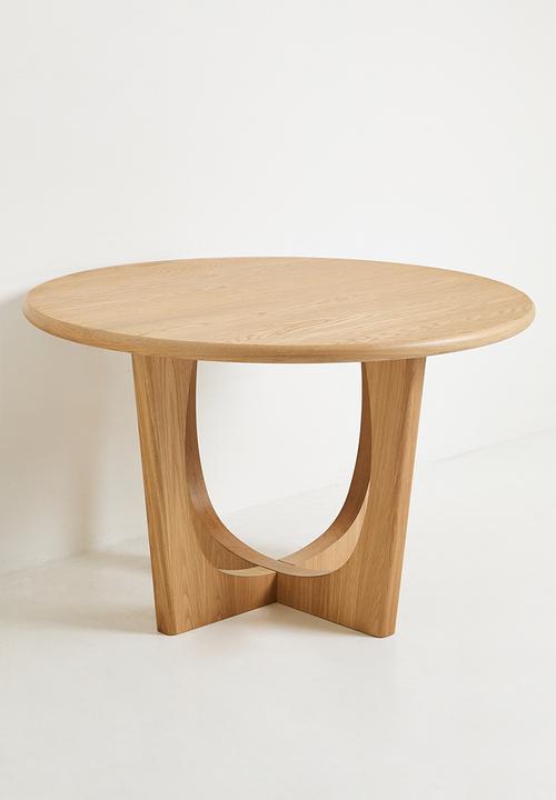 Sixth Floor - Flow Round Dining Table - Natural